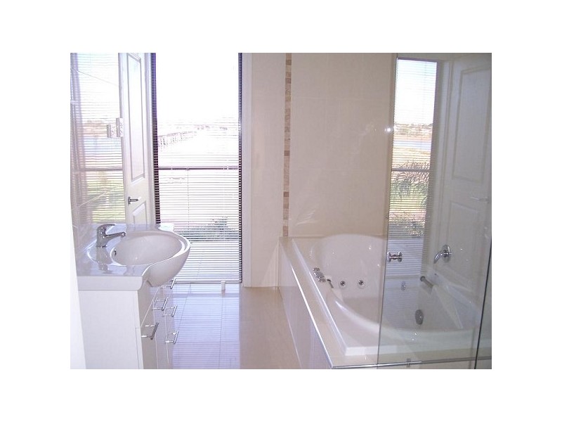 12 WESTERN BEACH ROAD, Port Augusta West SA 5700