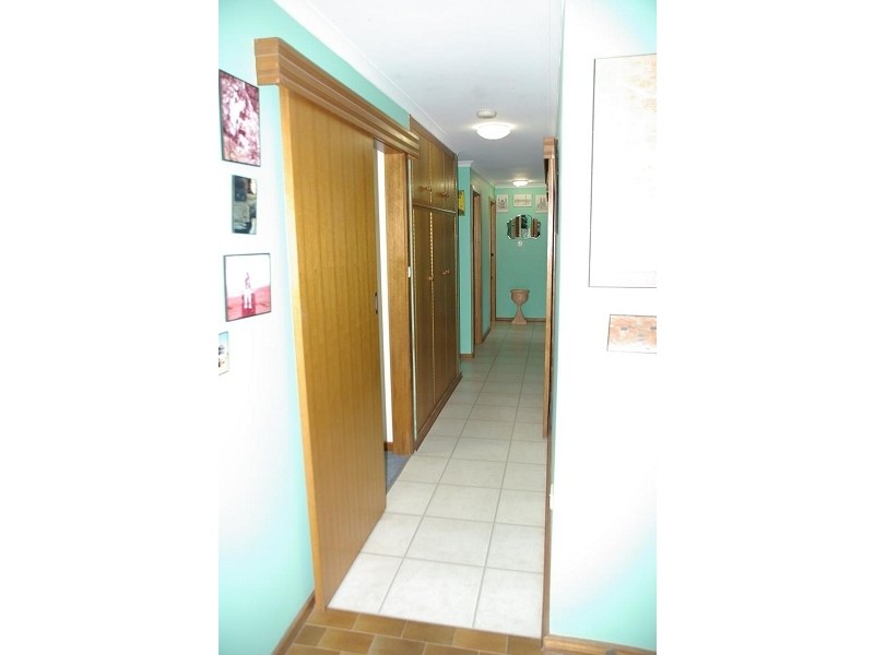 3 OVAL ROAD, Stirling North SA 5710