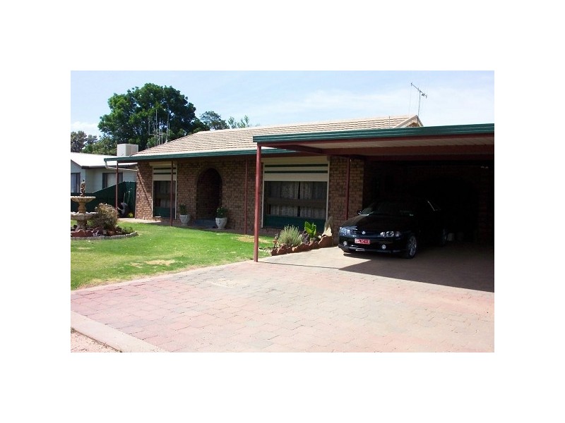 28 WASTELL STREET, Stirling North SA 5710