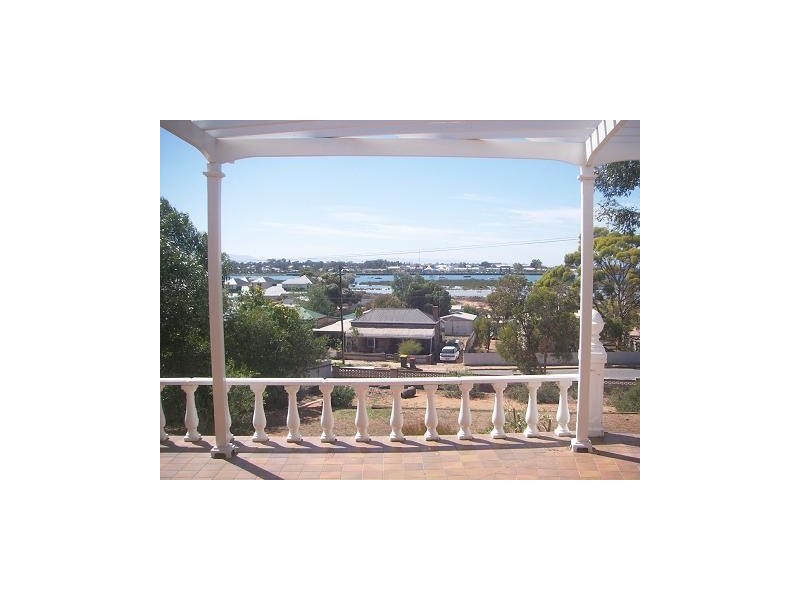 20 CAROONA ROAD, Port Augusta West SA 5700