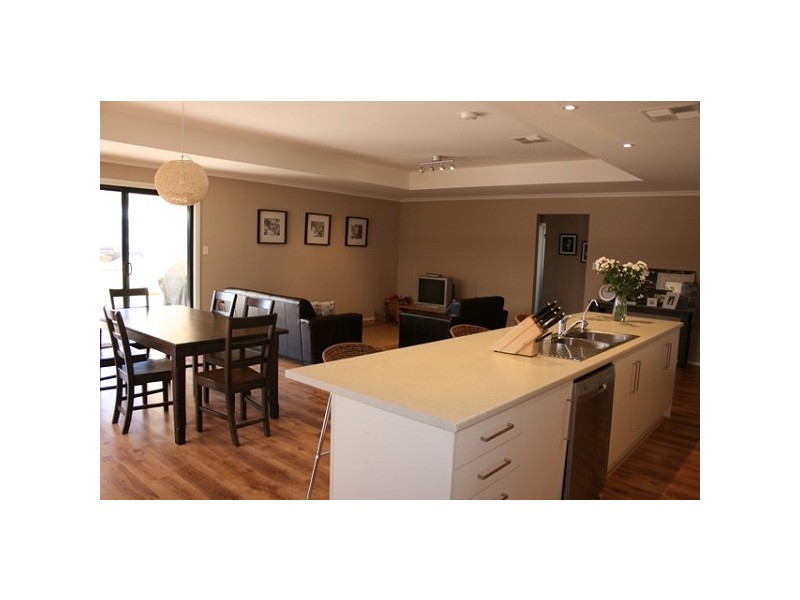17 CATHERINE STREET, Stirling North SA 5710