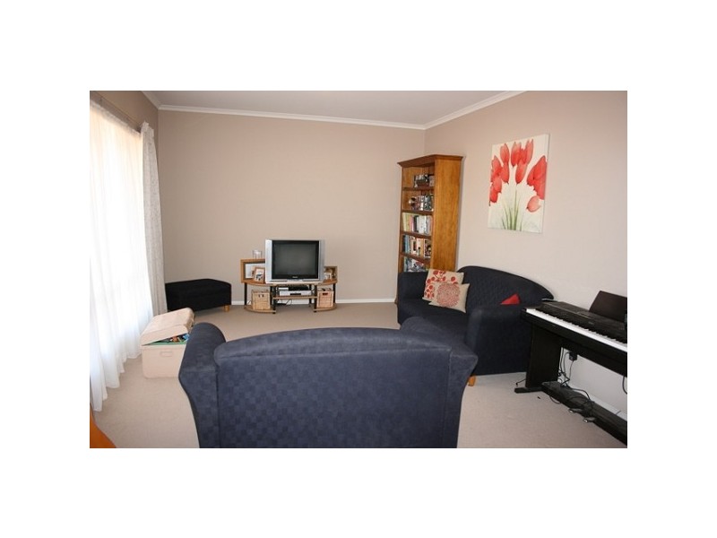 17 CATHERINE STREET, Stirling North SA 5710