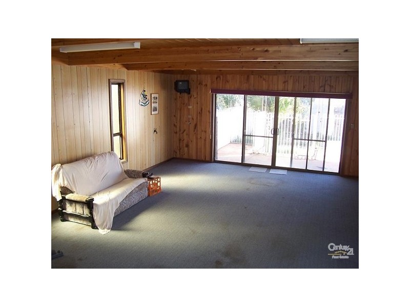 16 CALLIER AVENUE, Stirling North SA 5710