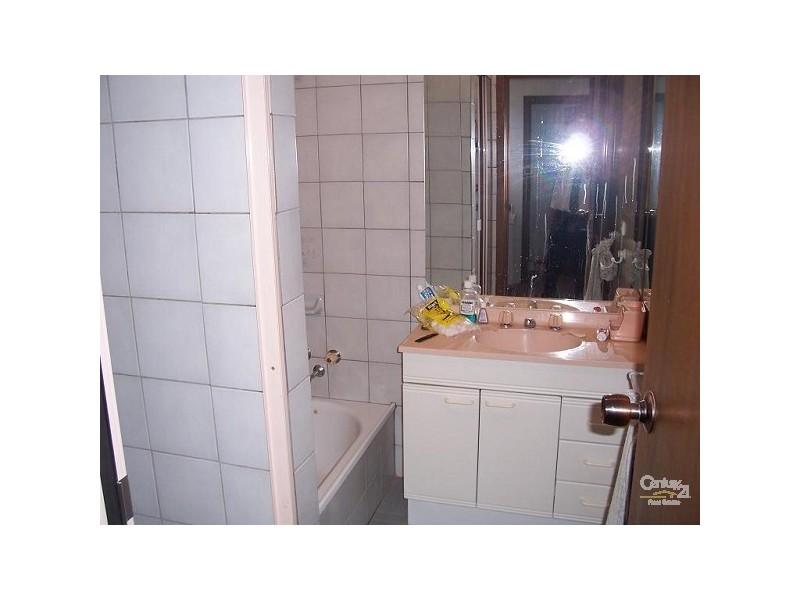 16 CALLIER AVENUE, Stirling North SA 5710