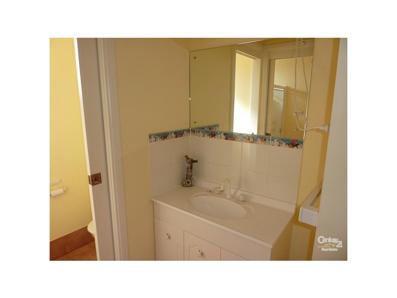 4 POOL CRESCENT, Miranda SA 5700