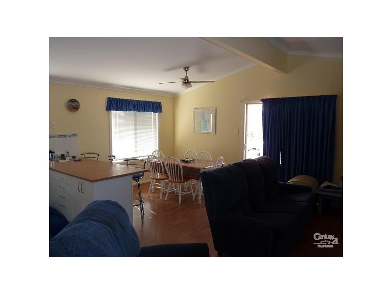 4 POOL CRESCENT, Miranda SA 5700