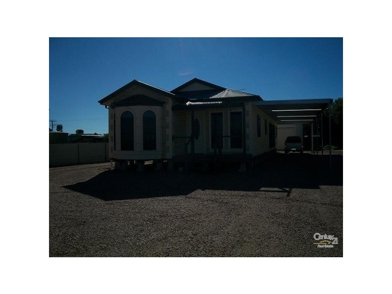 4 BOWMAN ROAD, Stirling North SA 5710