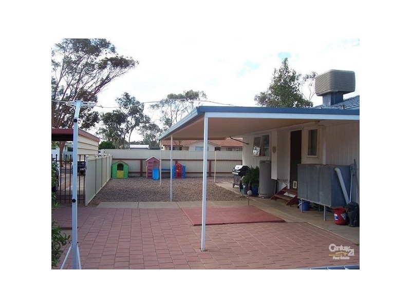 1 KIRWAN CRESCENT, Port Augusta West SA 5700