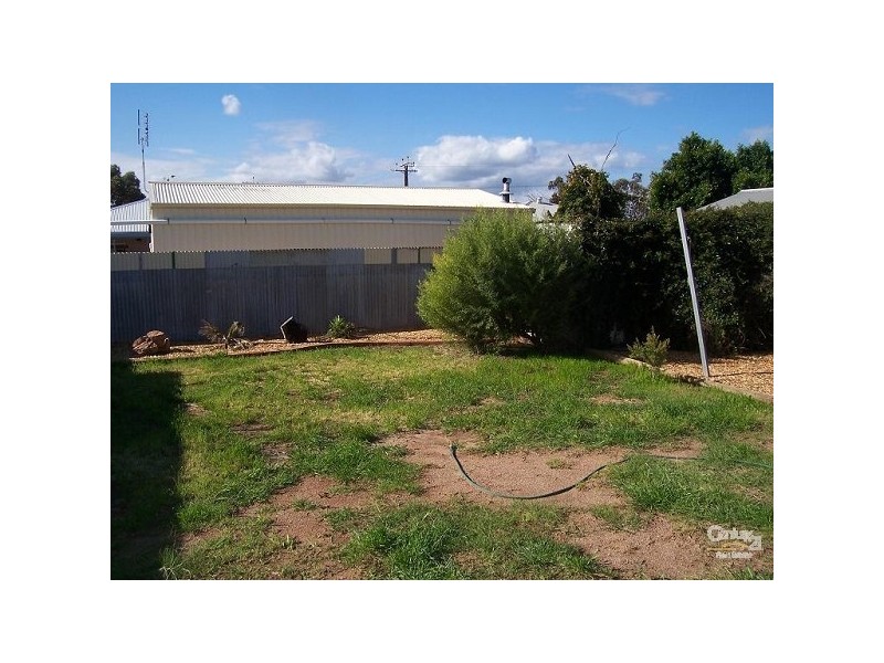 40 JOHNSON AVENUE, Stirling North SA 5710