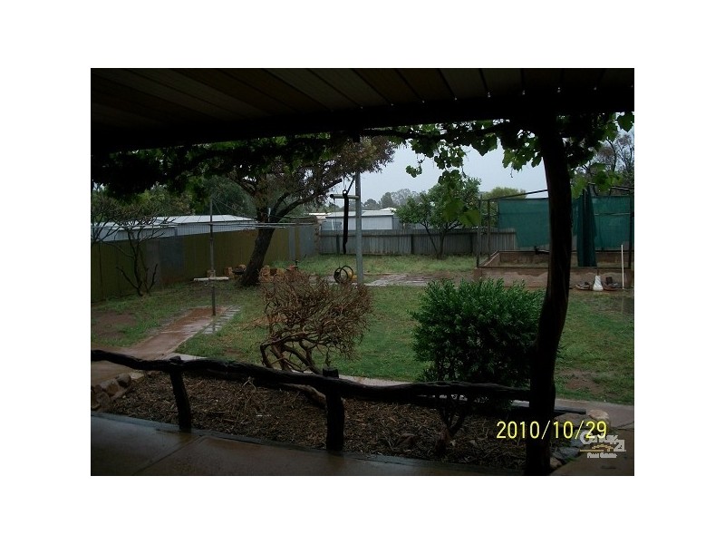 5 OVAL ROAD, Stirling North SA 5710