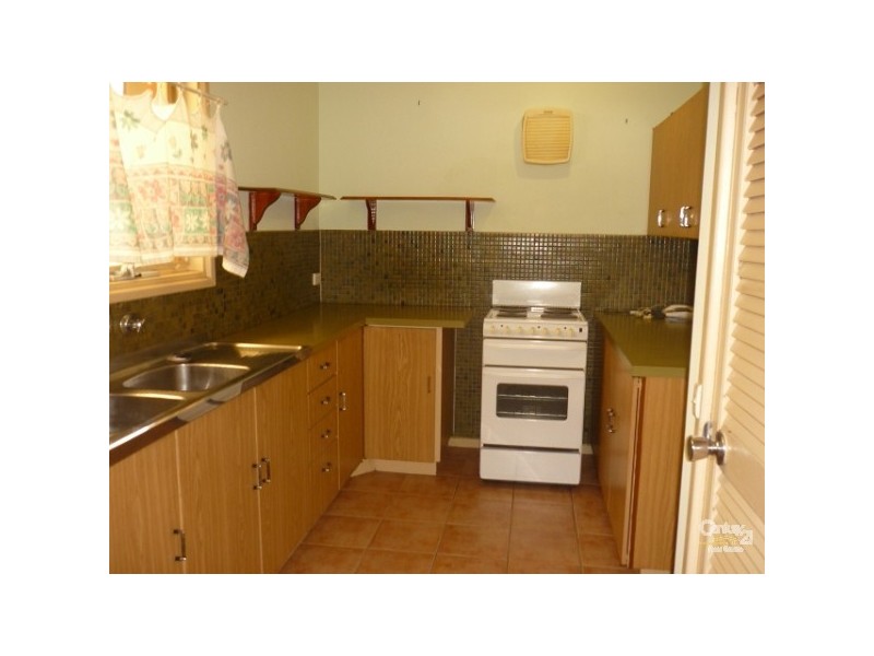 34 HURCOMBE CRESCENT, Port Augusta West SA 5700