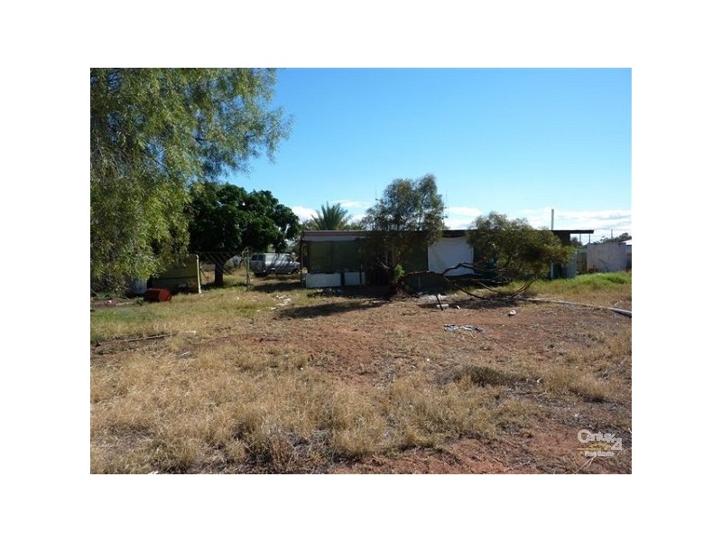 24 MOSELEY STREET, Stirling North SA 5710