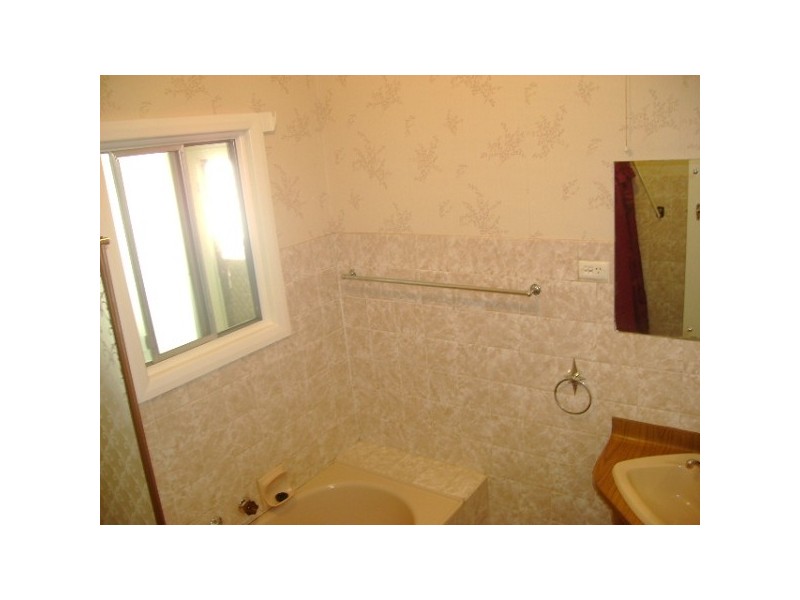 1 Fifth Street, Napperby SA 5540