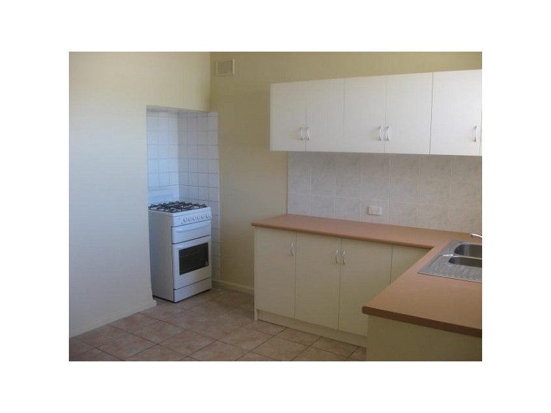 8 Middleton Street, Port Pirie SA 5540