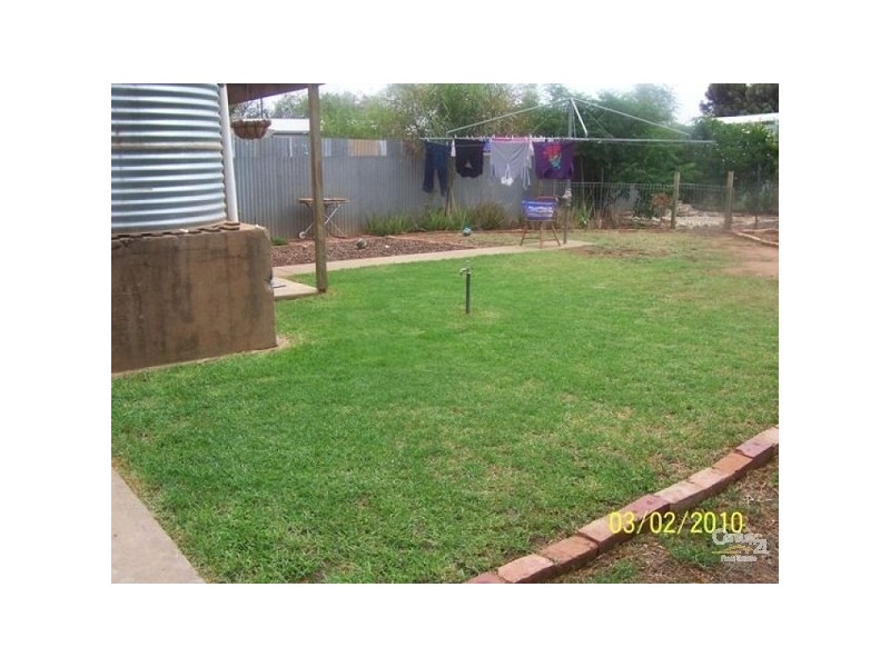 9 Giles Street, Crystal Brook SA 5523