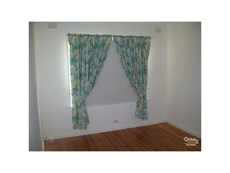 32 First Street, Napperby SA 5540