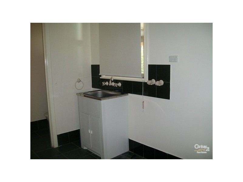 32 First Street, Napperby SA 5540