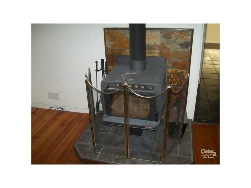32 First Street, Napperby SA 5540