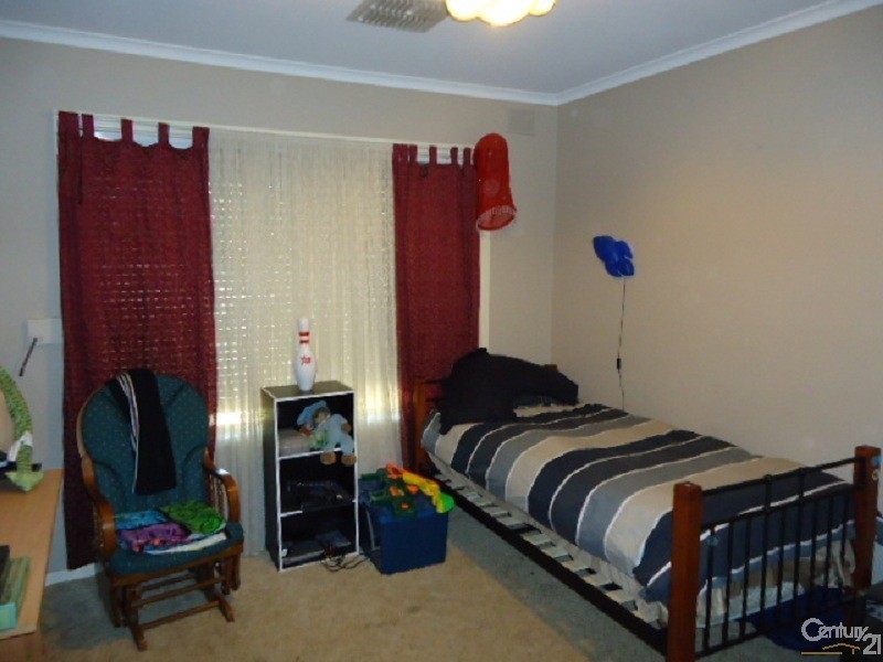 34 First Street, Napperby SA 5540