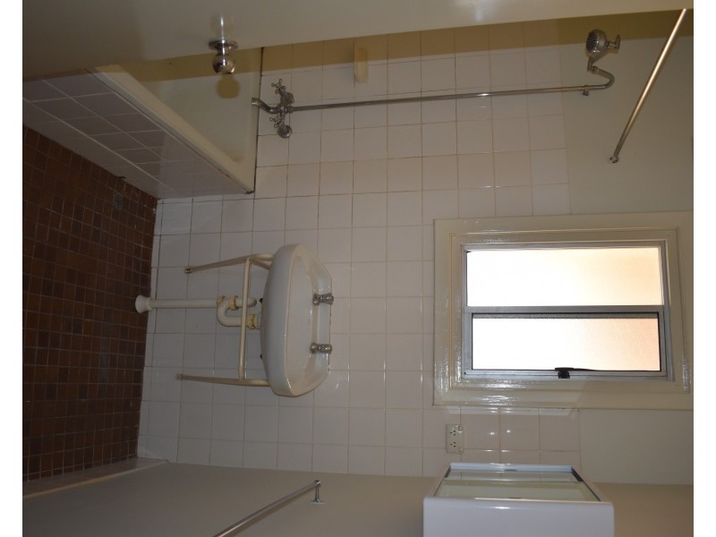 171 Esmond Road, Port Pirie SA 5540
