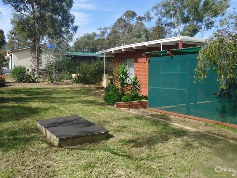 9 First Street, Napperby SA 5540