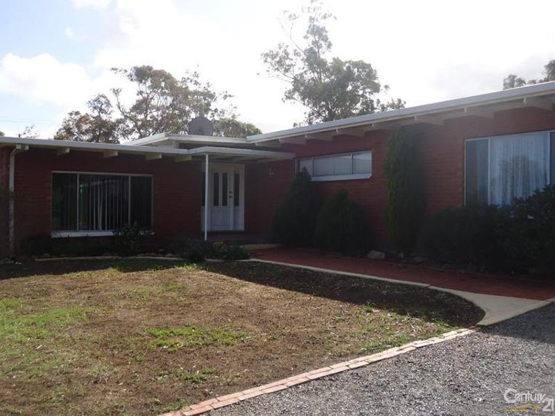 9 First Street, Napperby SA 5540