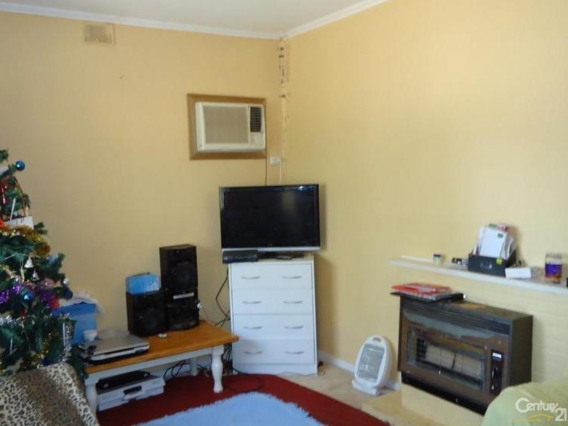 7 Meadow Crescent, Port Pirie SA 5540