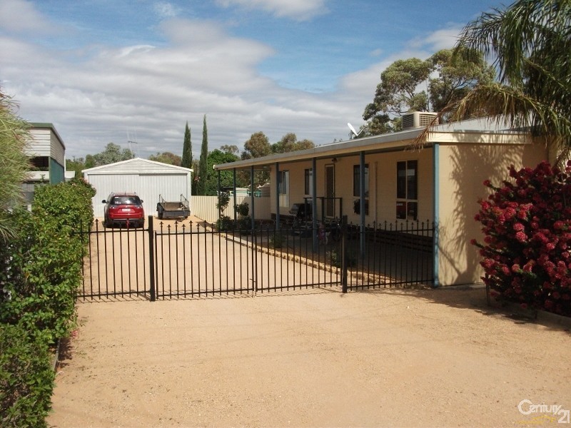 17 First Street, Napperby SA 5540