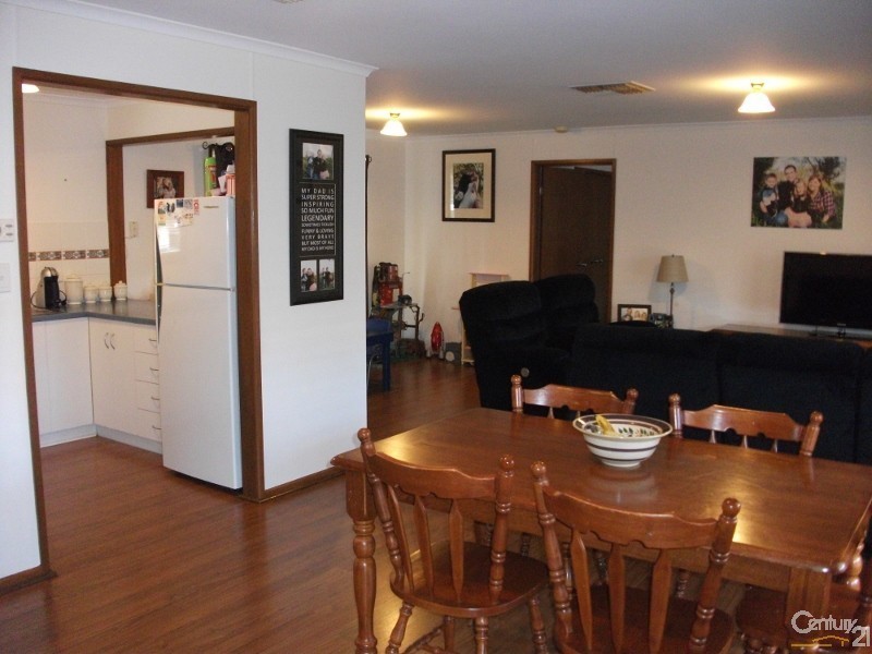 17 First Street, Napperby SA 5540