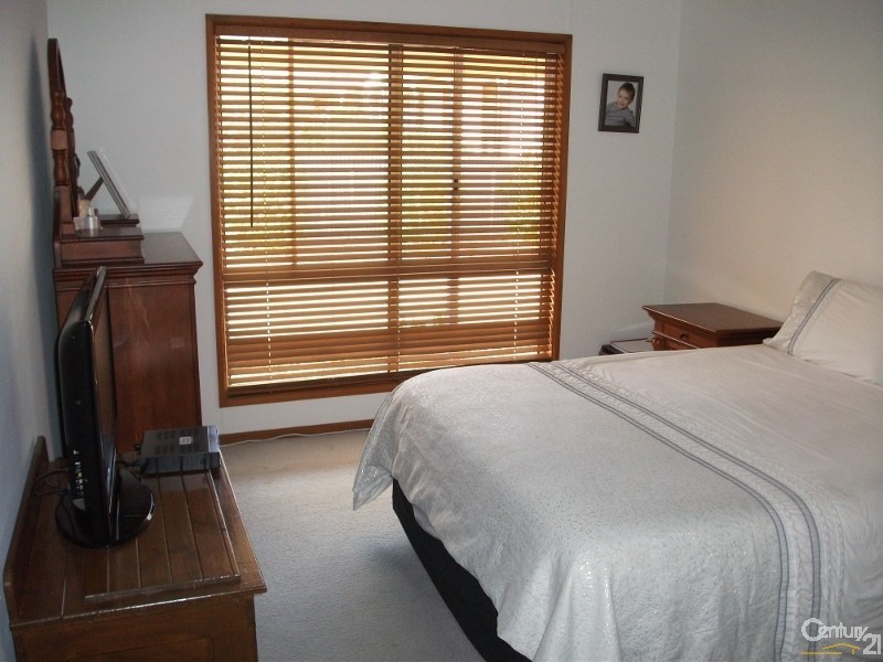 17 First Street, Napperby SA 5540