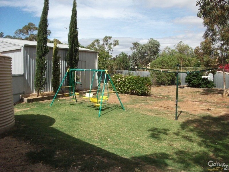 17 First Street, Napperby SA 5540