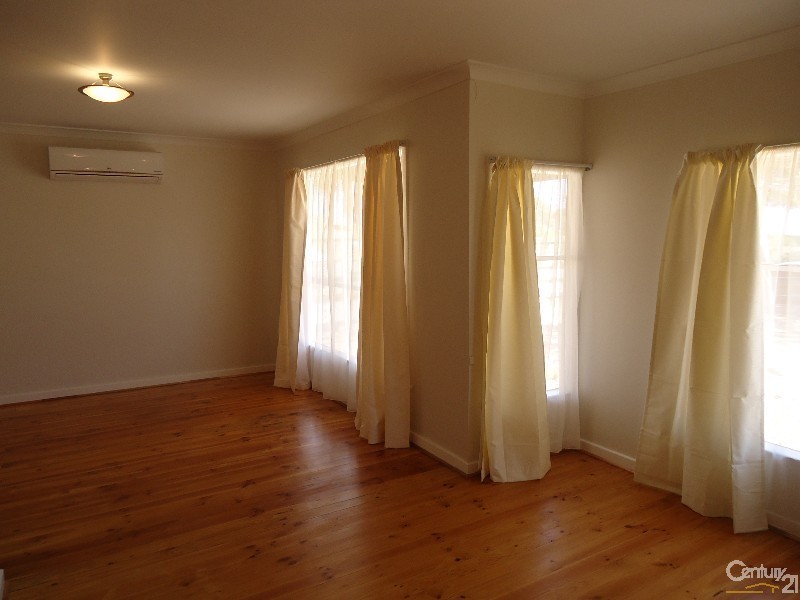 73 Moresby Crescent, Port Pirie SA 5540