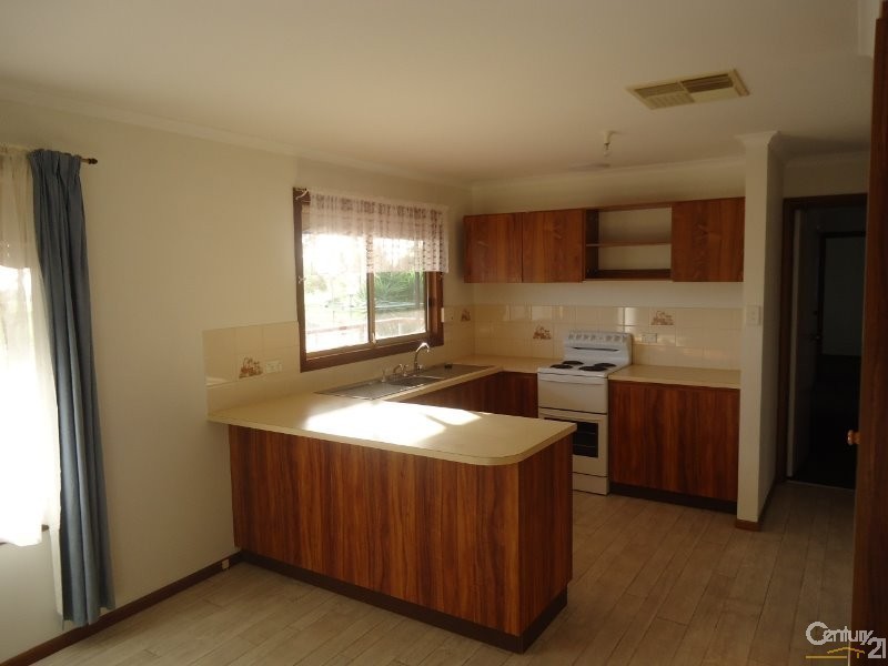 34 Bain Avenue, Napperby SA 5540