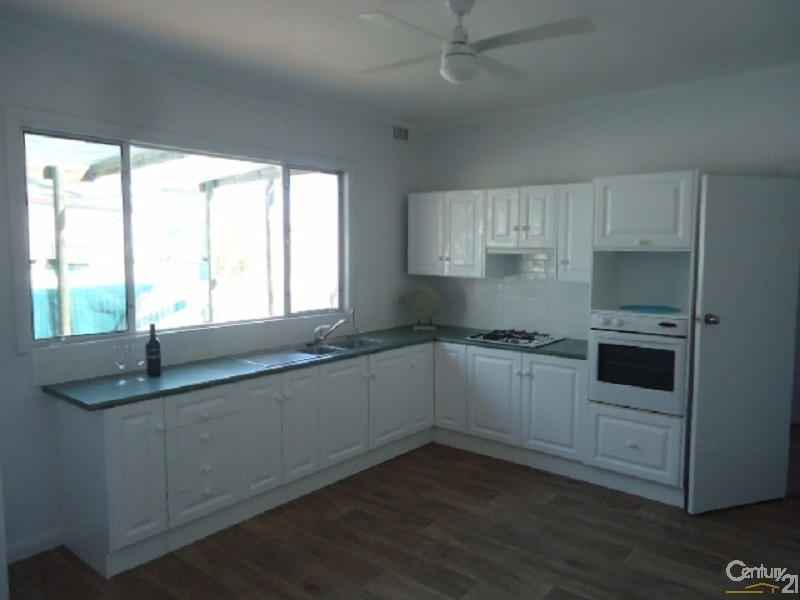 8 York Road, Port Pirie SA 5540