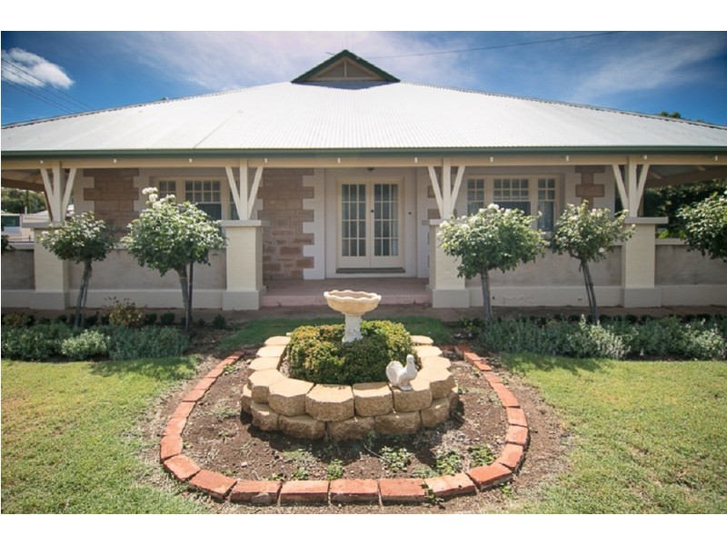 49 Fifth Street, Gladstone SA 5473