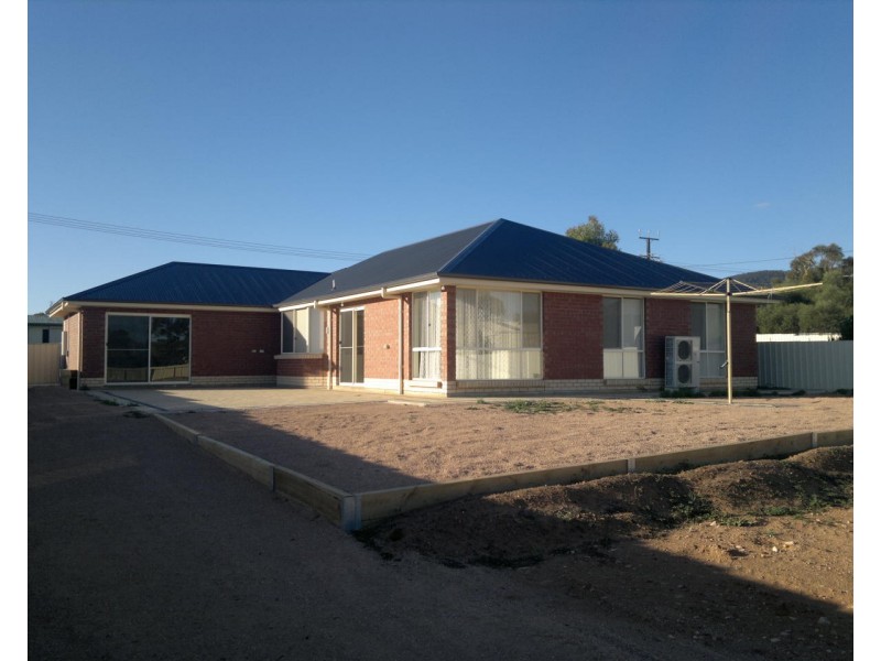 23  Third Street, Napperby SA 5540