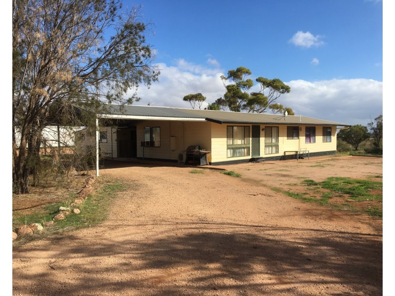 288 Locks Road, Warnertown SA 5540