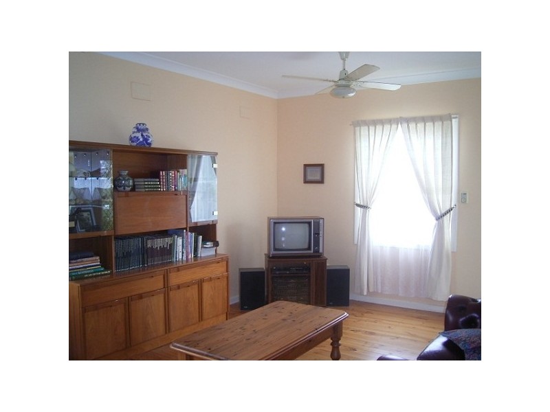 18 Searle Street, Whyalla Norrie SA 5608