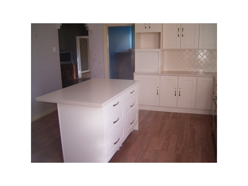 15 Barson Street, Whyalla SA 5600