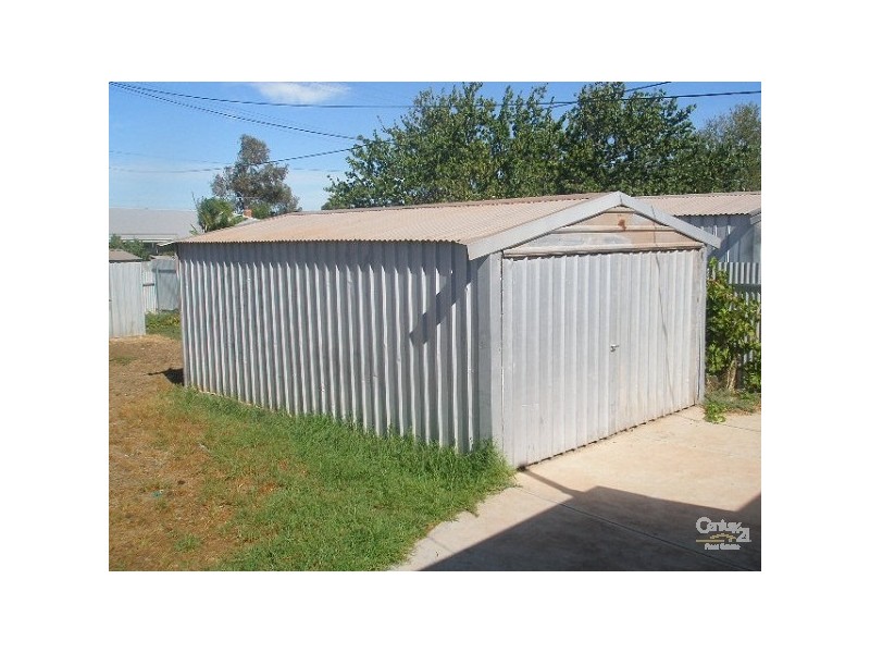 19 Schulz Ave, Whyalla SA 5600