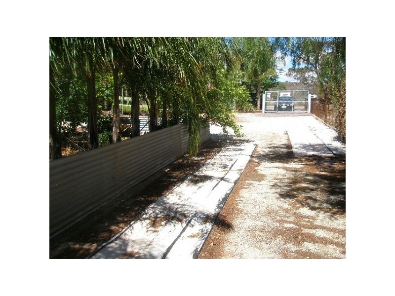 12 Lewis Tc, Iron Knob SA 5601