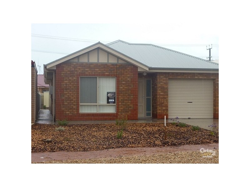 8 Henderson Street, Whyalla Norrie SA 5608