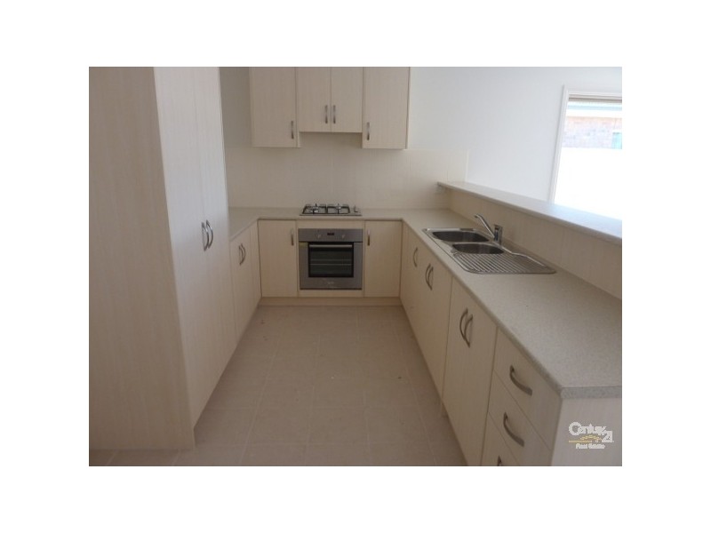 16 Henderson Street, Whyalla SA 5600