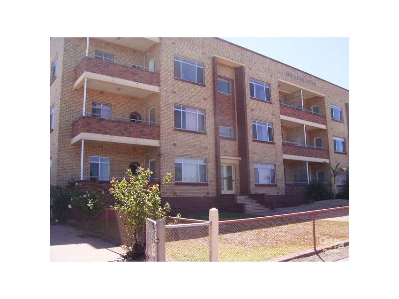 4/32 Broadbent Tce, Whyalla SA 5600