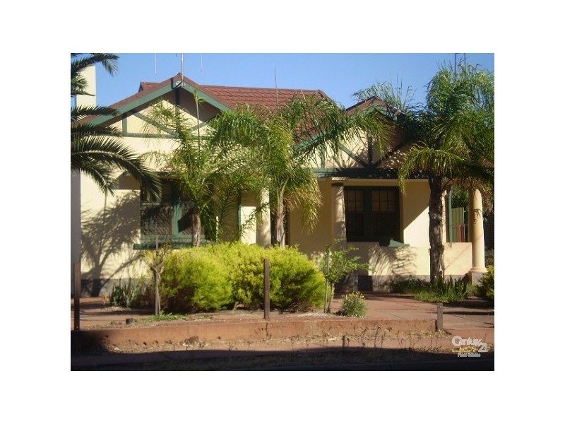 4 Broadbent Tce, Whyalla SA 5600