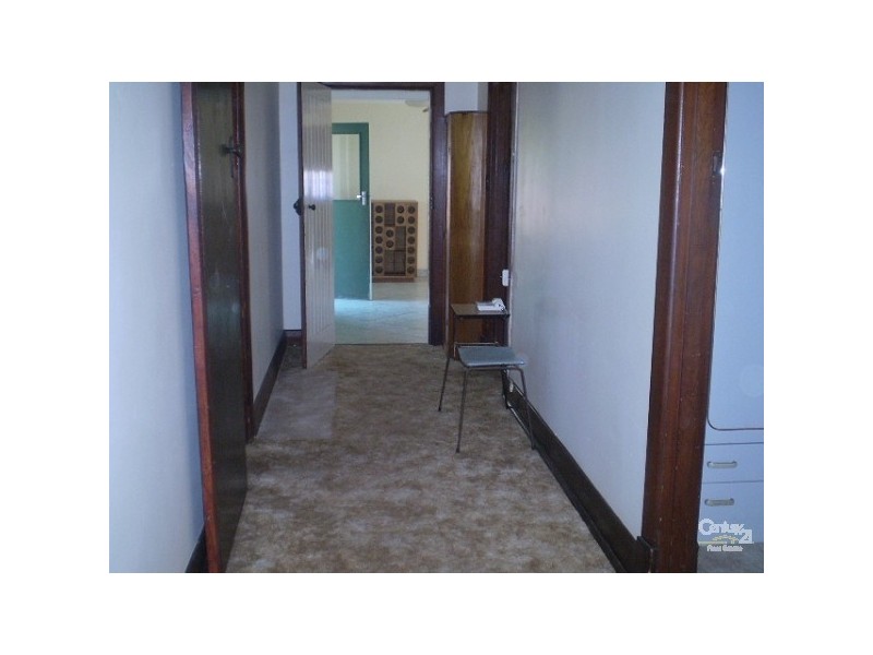 4 Broadbent Tce, Whyalla SA 5600