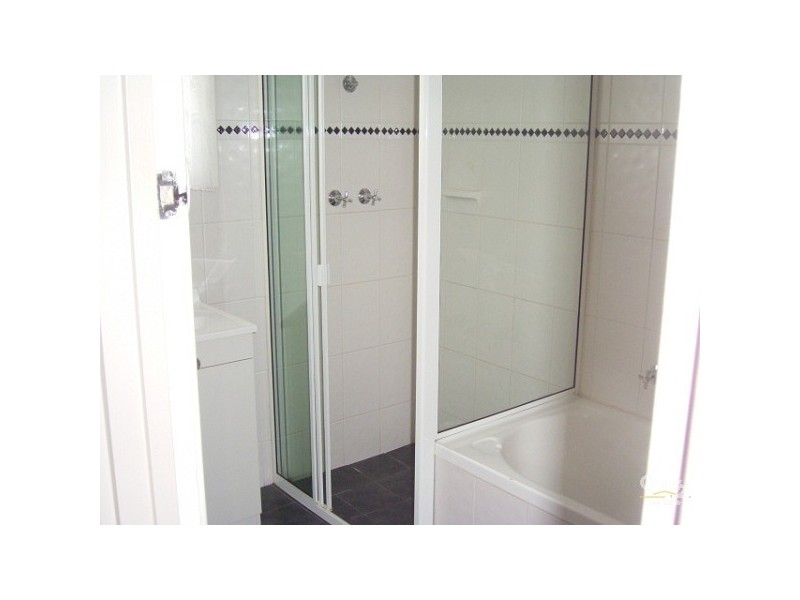 4 St John Cres, Whyalla Playford SA 5600