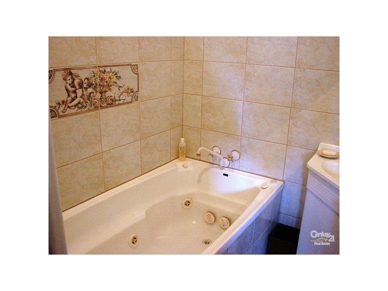 100 Jenkins Ave, Whyalla Norrie SA 5608