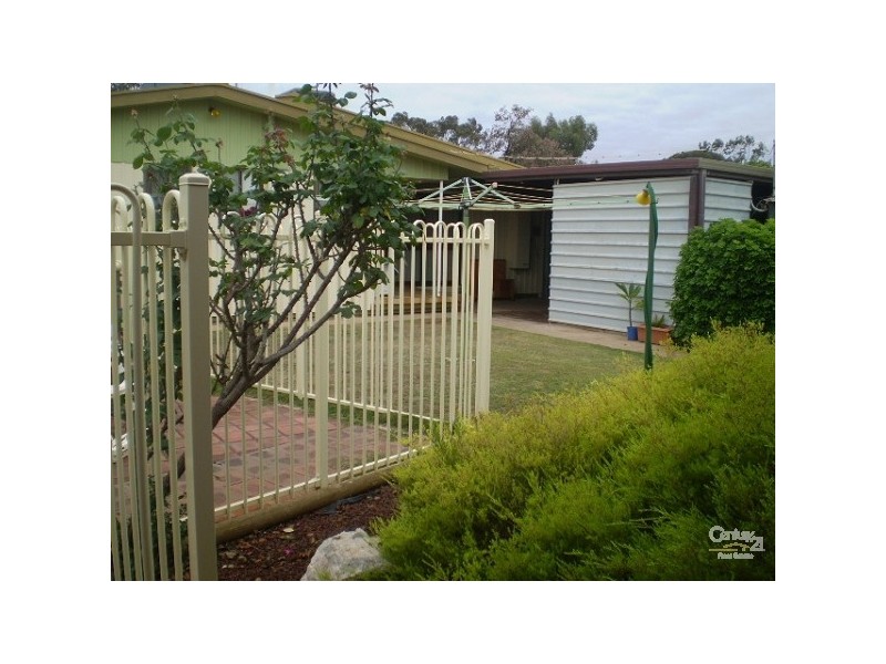 18 Menard Street, Whyalla SA 5600