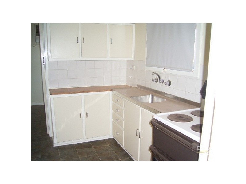 196 Nicolson Ave, Whyalla SA 5600